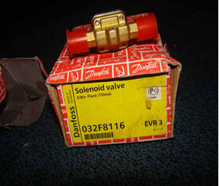 Código 032F8116 de las válvulas electromagnéticas EVR3 de la refrigeración de Danfoss